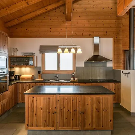 Elbaz - Swiss With Breathtaking Views *