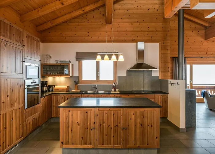 Elbaz - Swiss With Breathtaking Views *