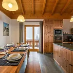 Elbaz - Swiss With Breathtaking Views Chalet